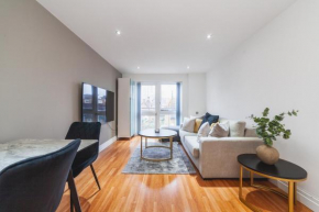 Bright 1BR top floor flat in Hoxton, 5 min tube